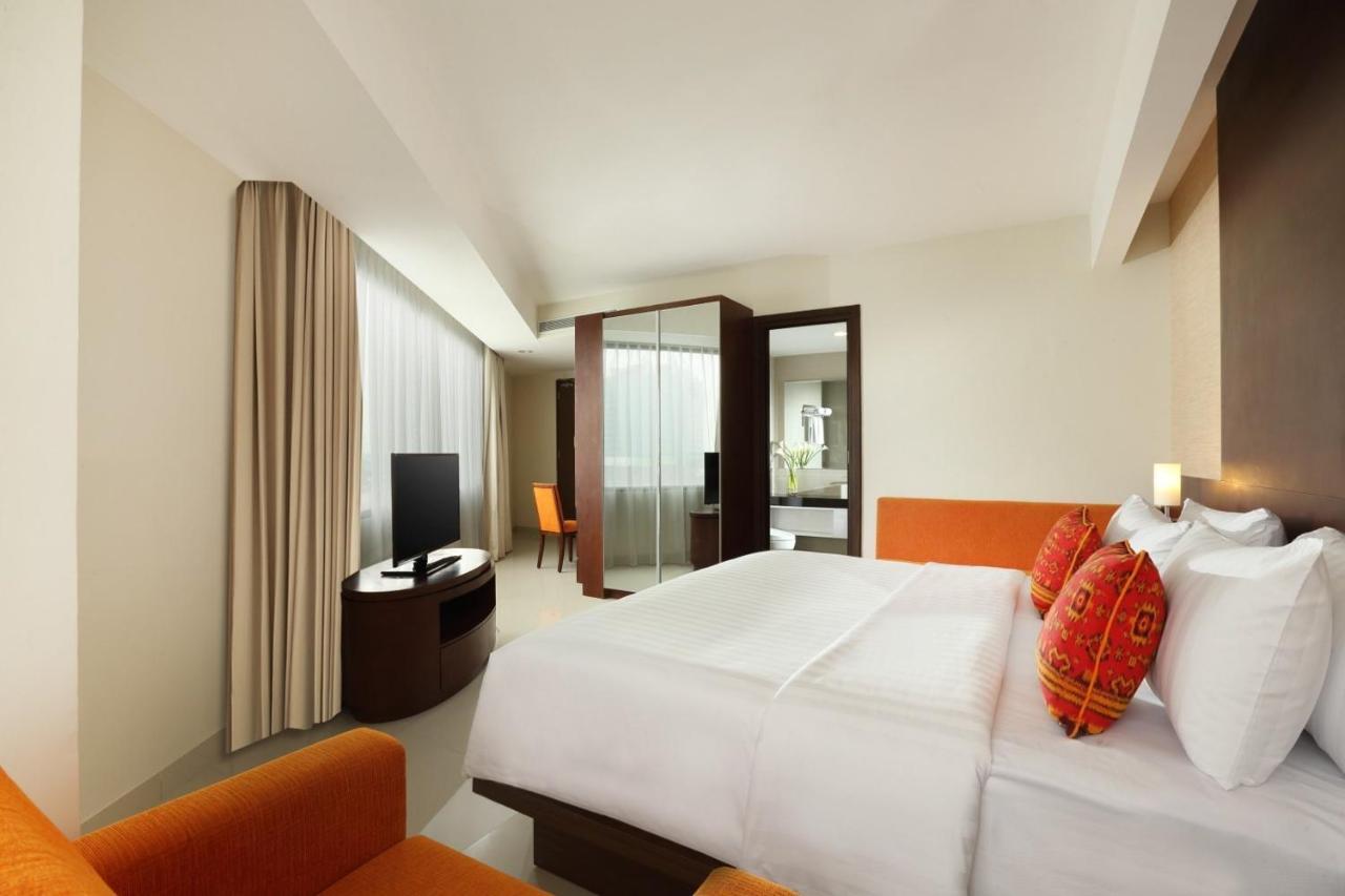 Santika Premiere Bintaro Otel Serpong Oda fotoğraf