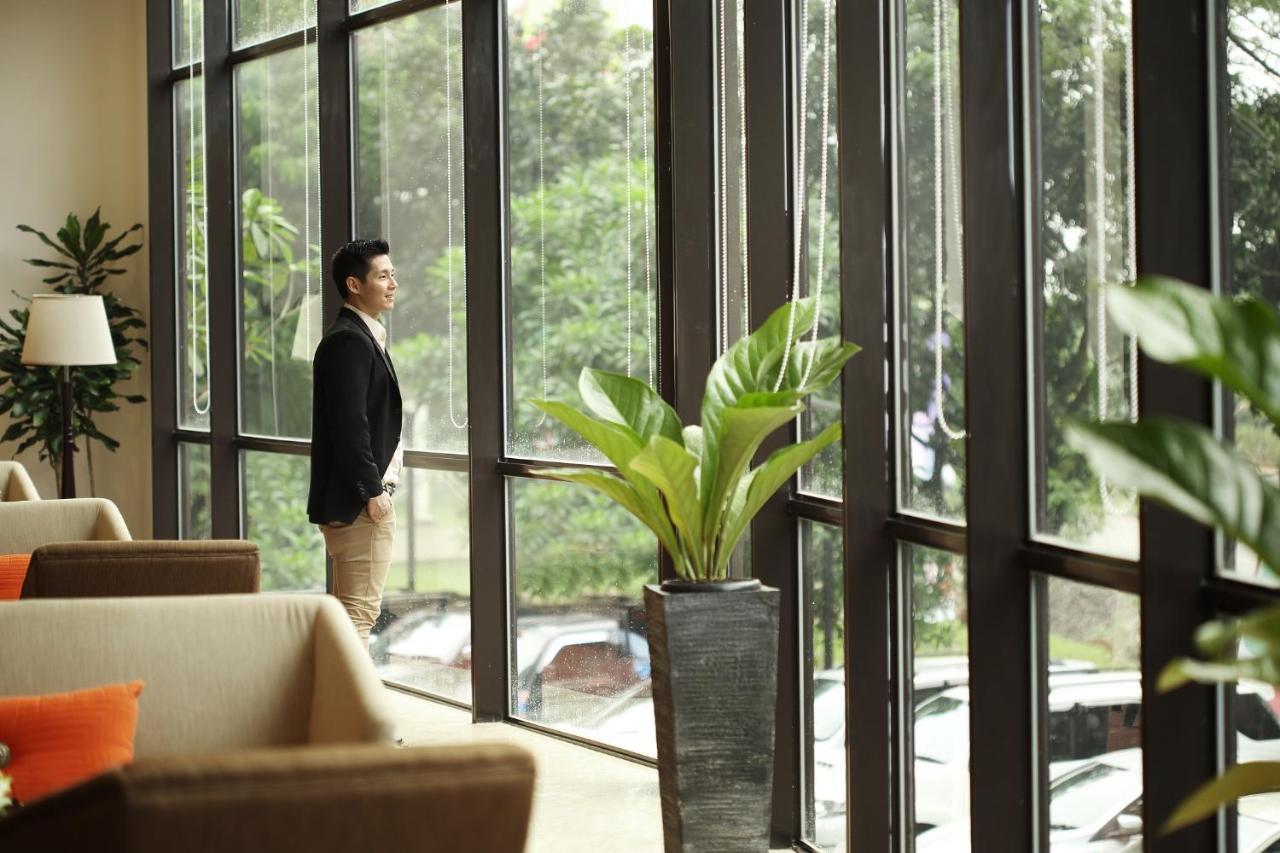 Santika Premiere Bintaro Otel Serpong Dış mekan fotoğraf