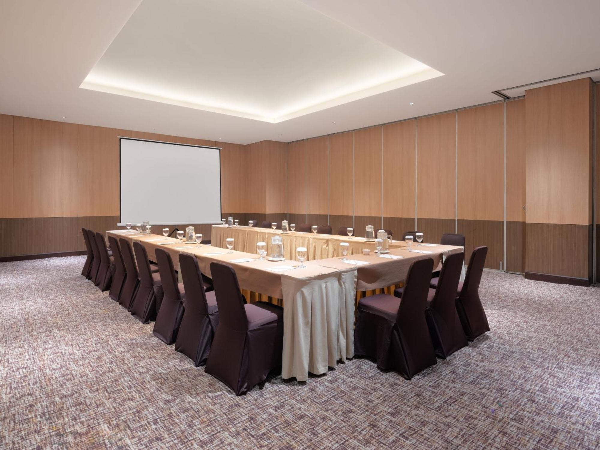 Santika Premiere Bintaro Otel Serpong Dış mekan fotoğraf