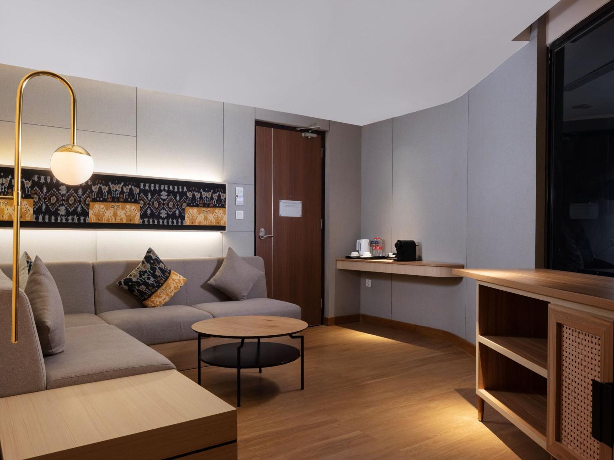 Santika Premiere Bintaro Otel Serpong Dış mekan fotoğraf
