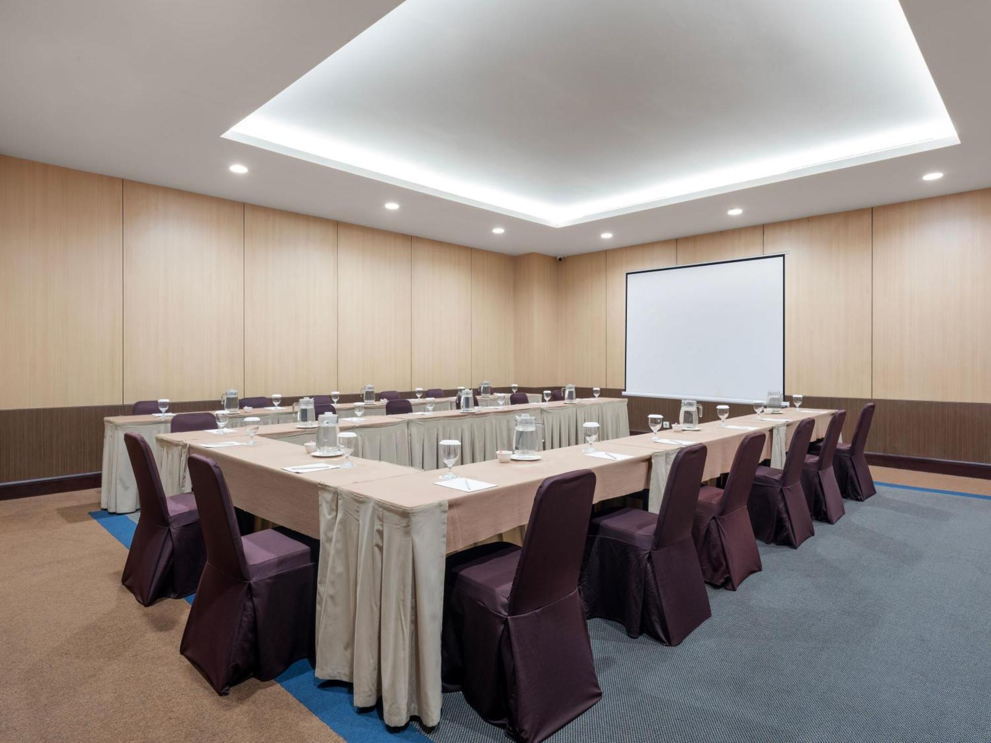 Santika Premiere Bintaro Otel Serpong Dış mekan fotoğraf