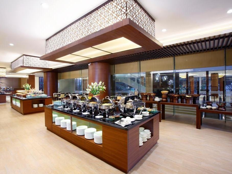 Santika Premiere Bintaro Otel Serpong Dış mekan fotoğraf